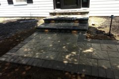 Landesign-Hardscape-Masonry-Valley-Forge-steps-to-walkway-scaled