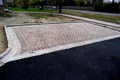 Landesign-Hardscape-Masonry-Valley-Forge-Brick-and-Cobble-Stone-Parking-Area