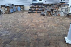 Landesign-Hardscape-Masonry-Valley-Forge-Outdoor-Kitchen-with-patio-steps-scaled