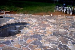 Landesign-Hardscape-Masonry-Valley-Forge-Irregular-Flagstone-Pool-deck