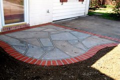 Landesign-Hardscape-Masonry-Valley-Forge-Stone-seating-area