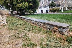 Landesign-Hardscape-Masonry-Valley-Forge-retaining-wall-2-scaled