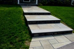 Landesign-Hardscape-Masonry-Valley-Forge-Flagstone-walkway-with-mica-stone-steps